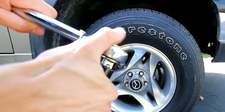 Can I Use a Torque Wrench As a Breaker Bar?
